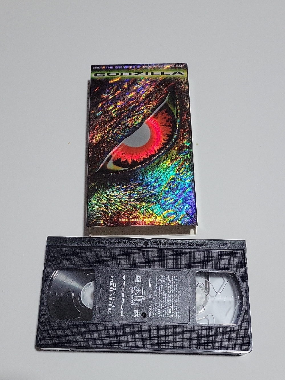 Godzilla VHS - Picture 4 of 4